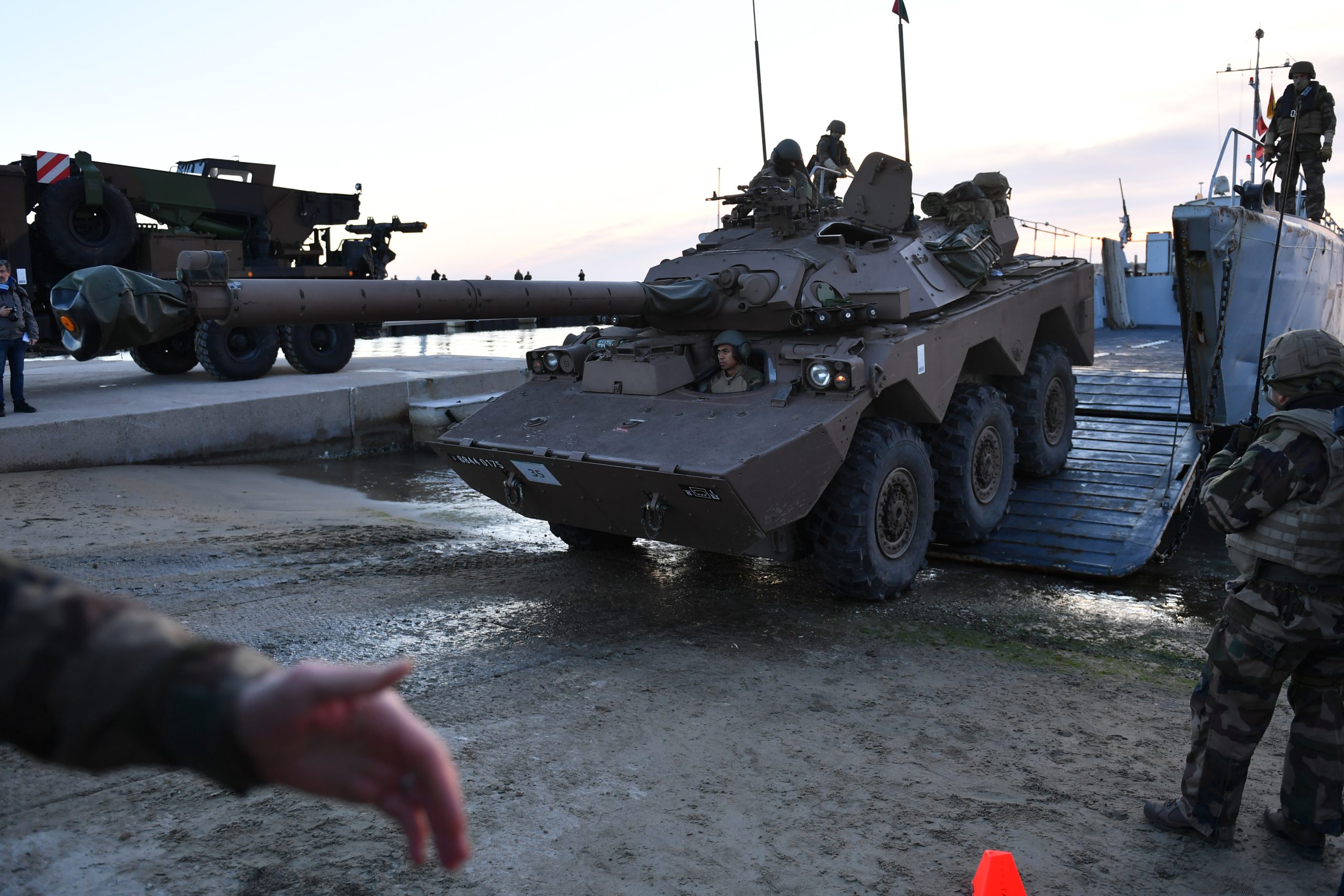 France Announces Additional Military Aid to Ukraine Amid Ongoing Conflict
