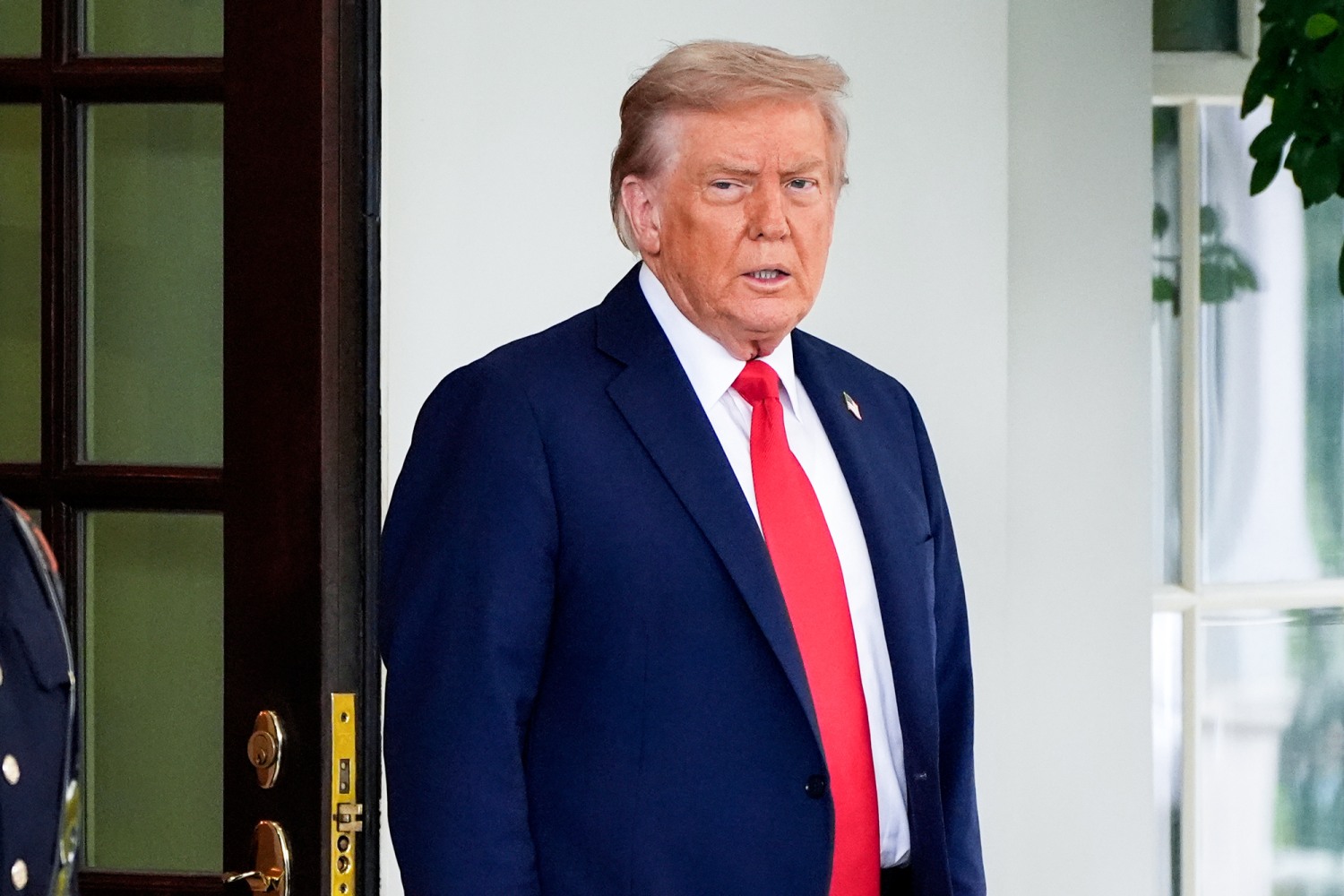 Trump Expresses Optimism About Ending Ukraine Conflict, Criticizes Biden’s Aid Policies