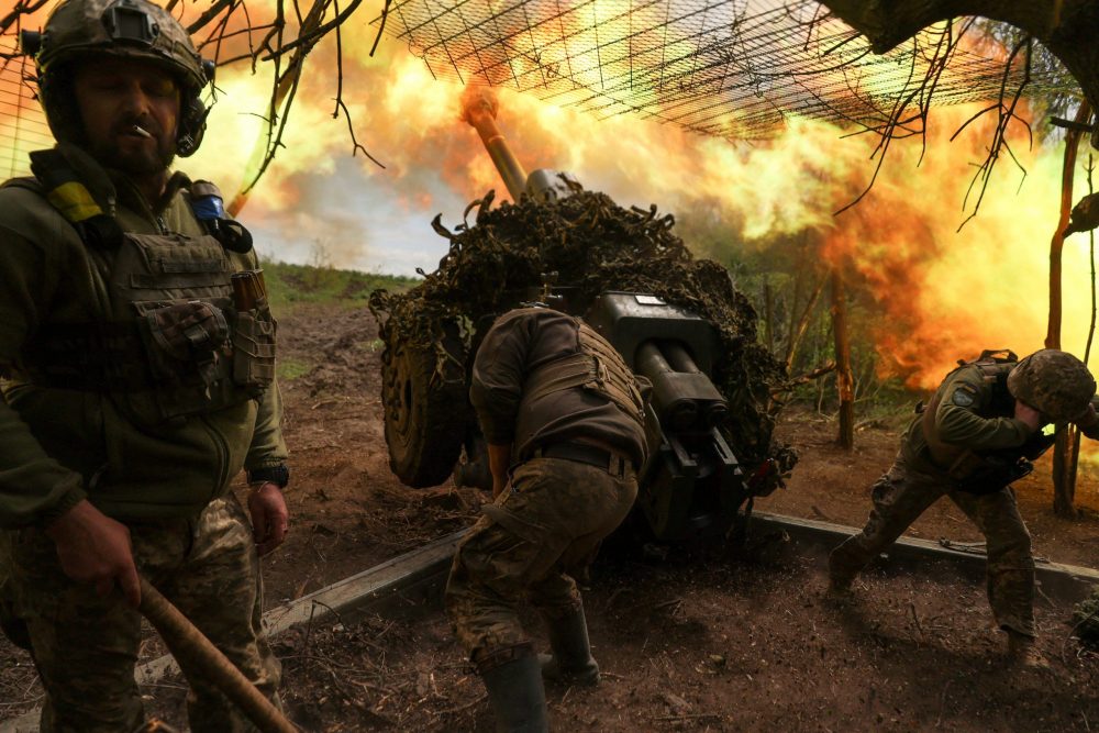 Ukrainian Military Decisions Spark Humanitarian Crisis Amid Cluster Munition Transfer Alert