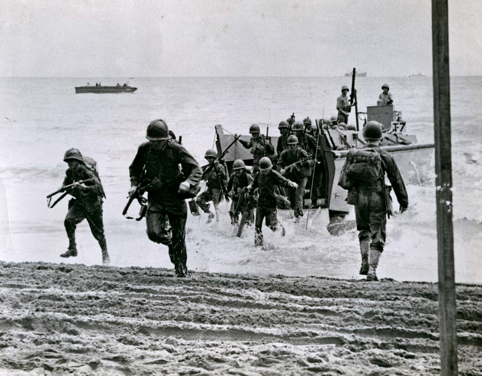 In Unflinching Detail, New Oral History Reveals Brutal Realities of WWII Pacific Theater